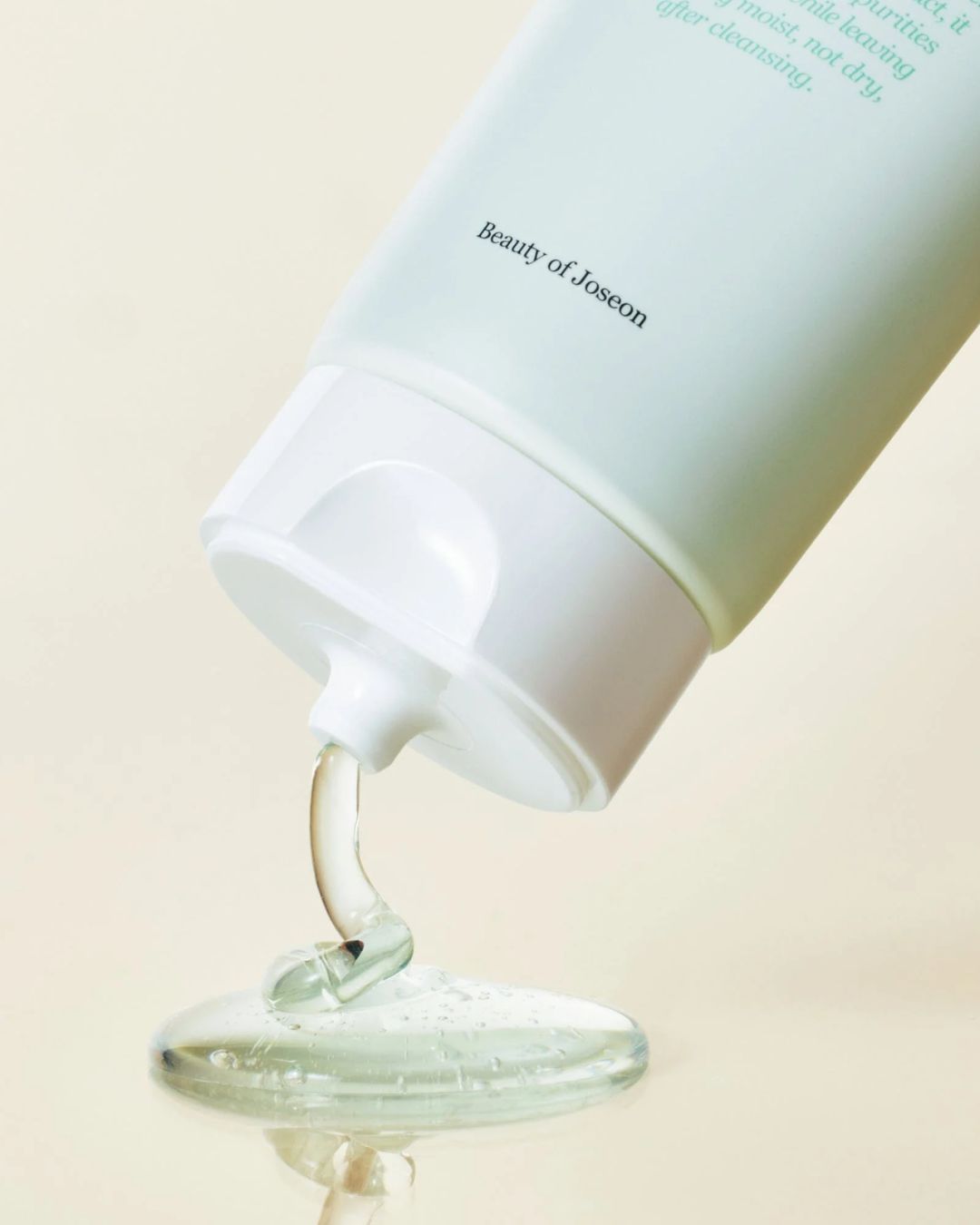 Green Plum Refreshing Cleanser