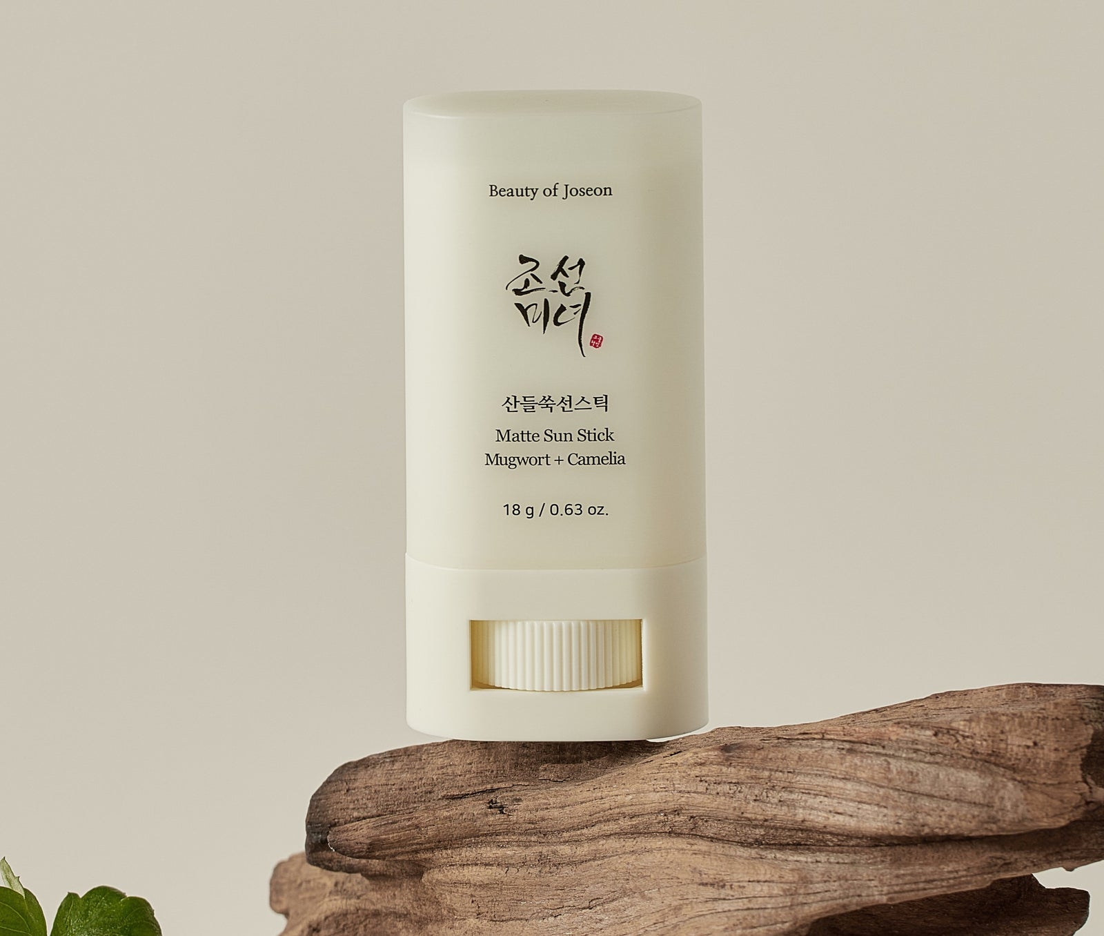 Matte Sun Stick : Mugwort + Camellia 18g