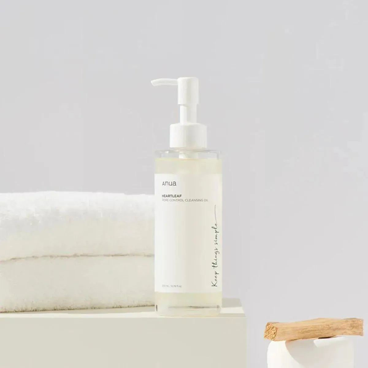 HEARTLEAF PORE CONTROL CLEANSING OIL 200ml - Yeoskin